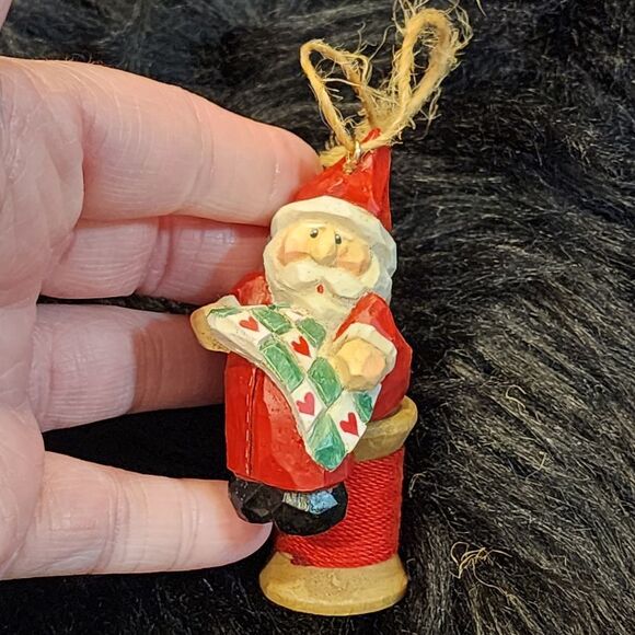 Eddie Walker Midwest of Cannon Falls Santa & Quilt on Spool of Thread Ornament - Picture 5 of 8